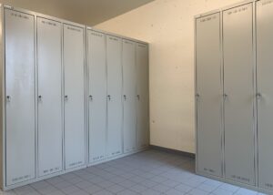 Garderobenschränke für Mitarbeiter Regionales Altersheim Unteres Aaretal Döttingen